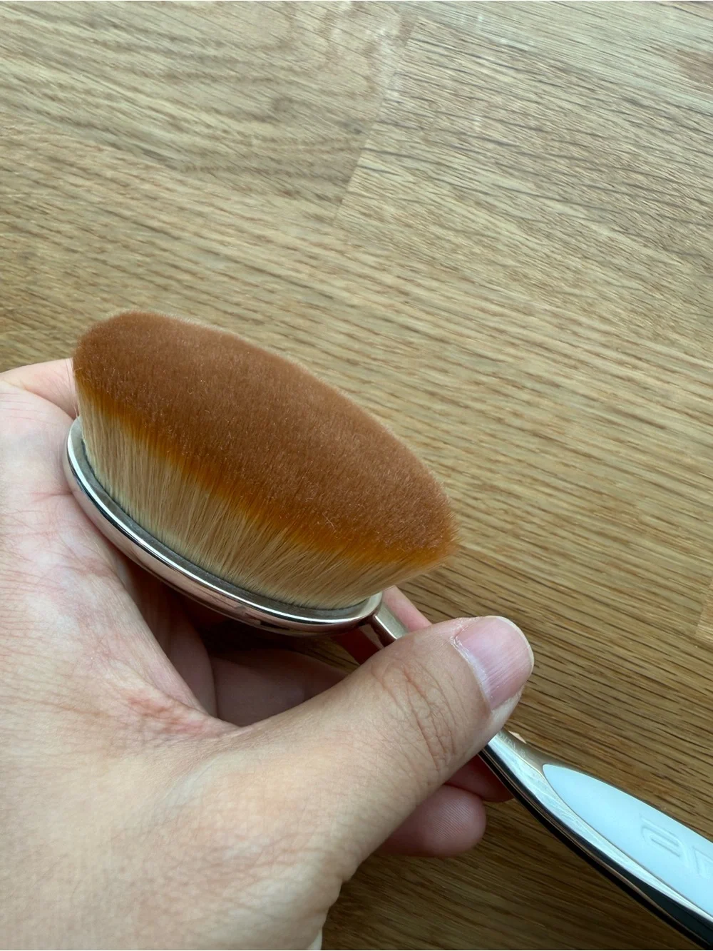 Artis Elite Mirror Oval 8 Brush